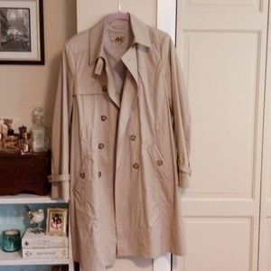 Amazing Beige Trenchcoat